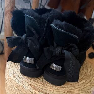 UGG Women's Black Bow Winter Boots